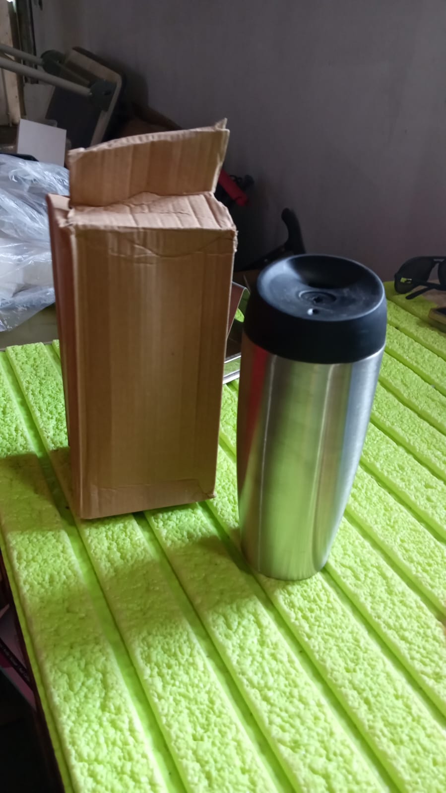 Stainless Steel Vacuum Insulated Coffee Cups Double Walled Travel Mug Car Coffee Mug With Leak Proof Lid Reusable (850ml Approx)